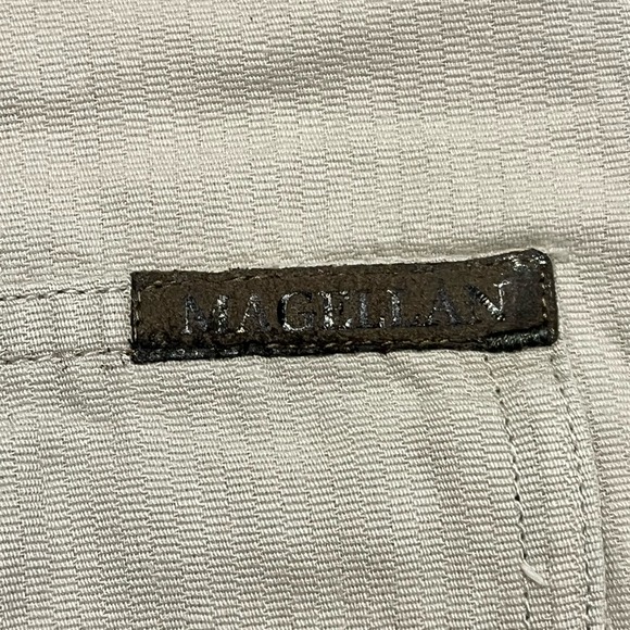 Magellan Men’s Medium Tan Button Down Men’s Pocket Shirt‎ - Picture 6 of 14